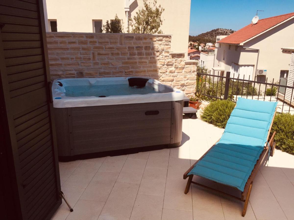 Apartmán Boutique La Perla Jacuzzi Murter Exteriér fotografie